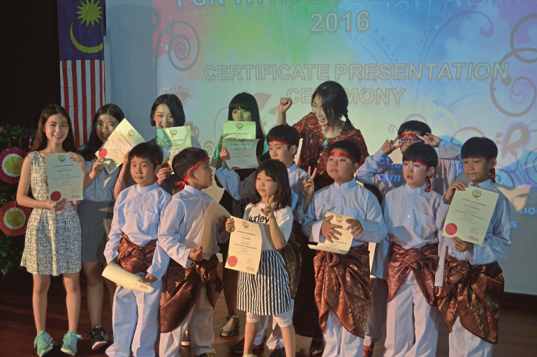 School snaps: ‘Kamsahamnida’ R.E.A.L schools!