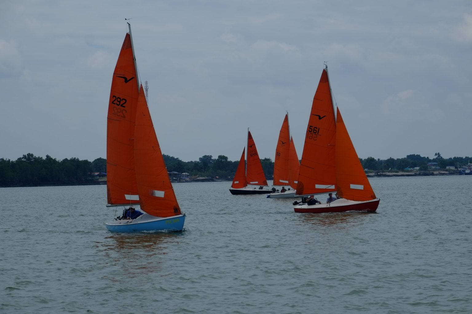 4 Reasons Why Sailing is a Fun Family Activity