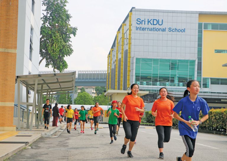 School Snaps: Running For A Cause At SKIS