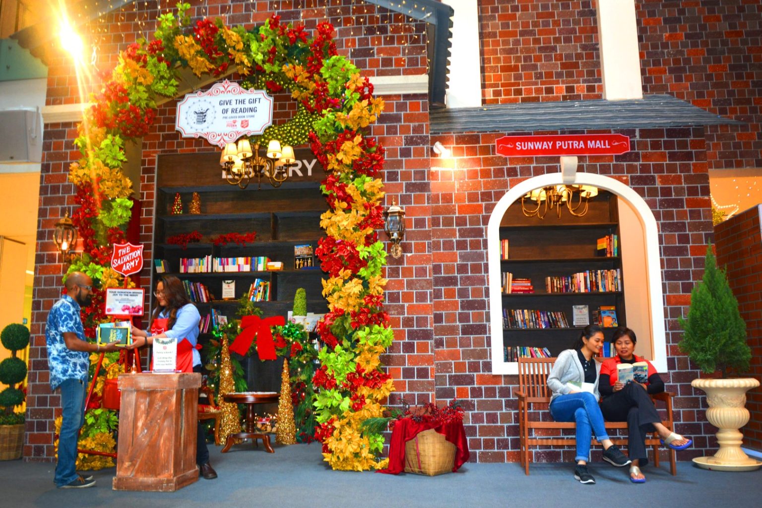 Sunway Putra Mall and Miss Tourism International cheers up the hearts of the Salvation Army’s children!